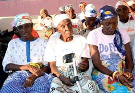 Acções assistenciais integrais a pessoas vulneráveis